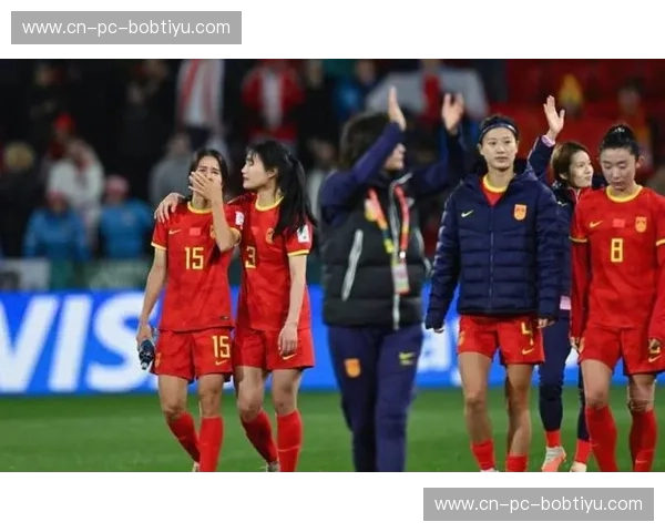 巅峰对决！国足铿锵玫瑰，韩国欧巴，谁主沉浮？——一场足球盛宴的台前幕后